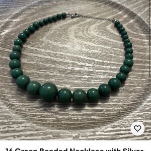Green 16” Beaded choker Necklace with Silver Clasp